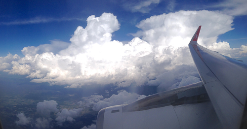 And a pretty cumulonimbus on the landing approach in Oslo - HOME!