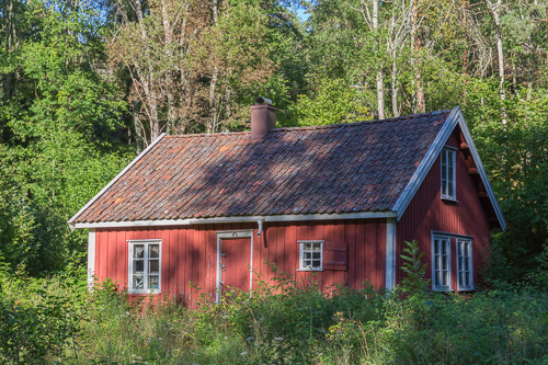 Dreamy cabin in the forest, straight out of a fairytale...