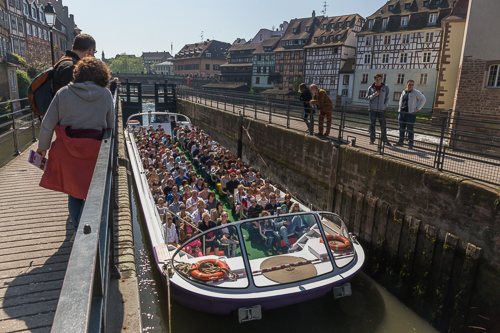 Watching the tourist boats go trough the lock