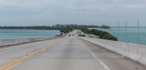 Driving along the Florida Keys - amazing road