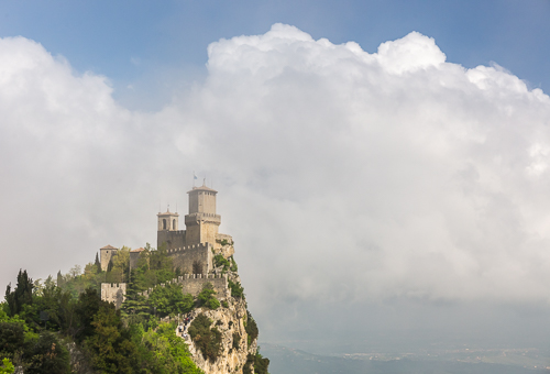 Fairy tale views of the castle in the clouds!