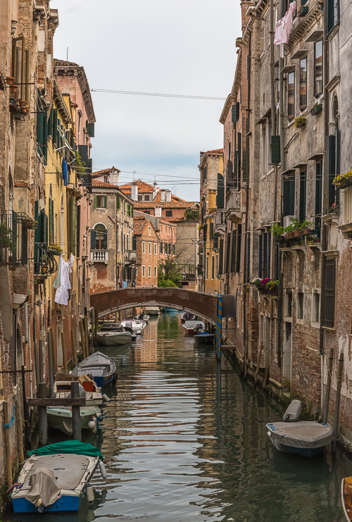 Back on the main island with its narrow canals