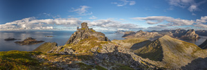 View in the opposite direction. The island on the left is called Bjørnøya and has quite a lot of houses on it