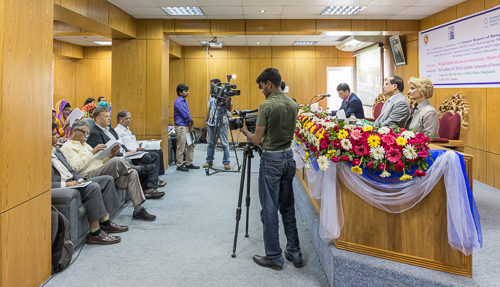 The big happening, the launch of the climate report. With tv & other media present.