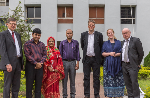 And another one with the whole Norwegian team. Second from left is Rashid, the project manager from the Bangladesh side, my counterpart